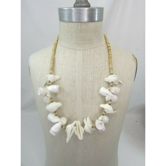 Wood Beaded Shell Necklace Wooden Beads Shells 47296 - Picture 3 of 4